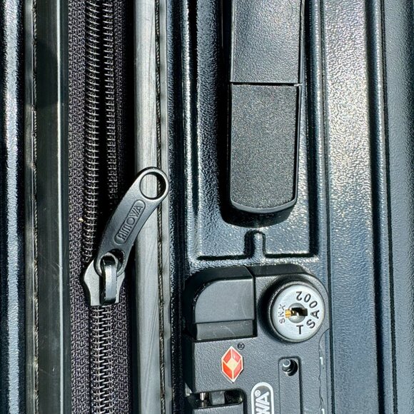 Rimowa carry on - Picture 6 of 8
